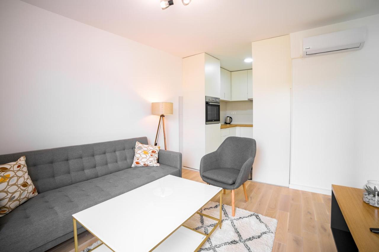 Sun Square Apartments Tuzla Esterno foto