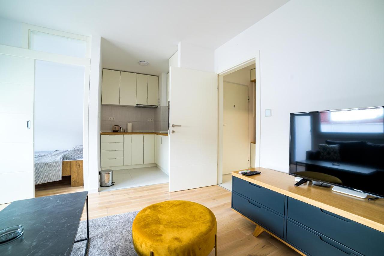 Sun Square Apartments Tuzla Esterno foto