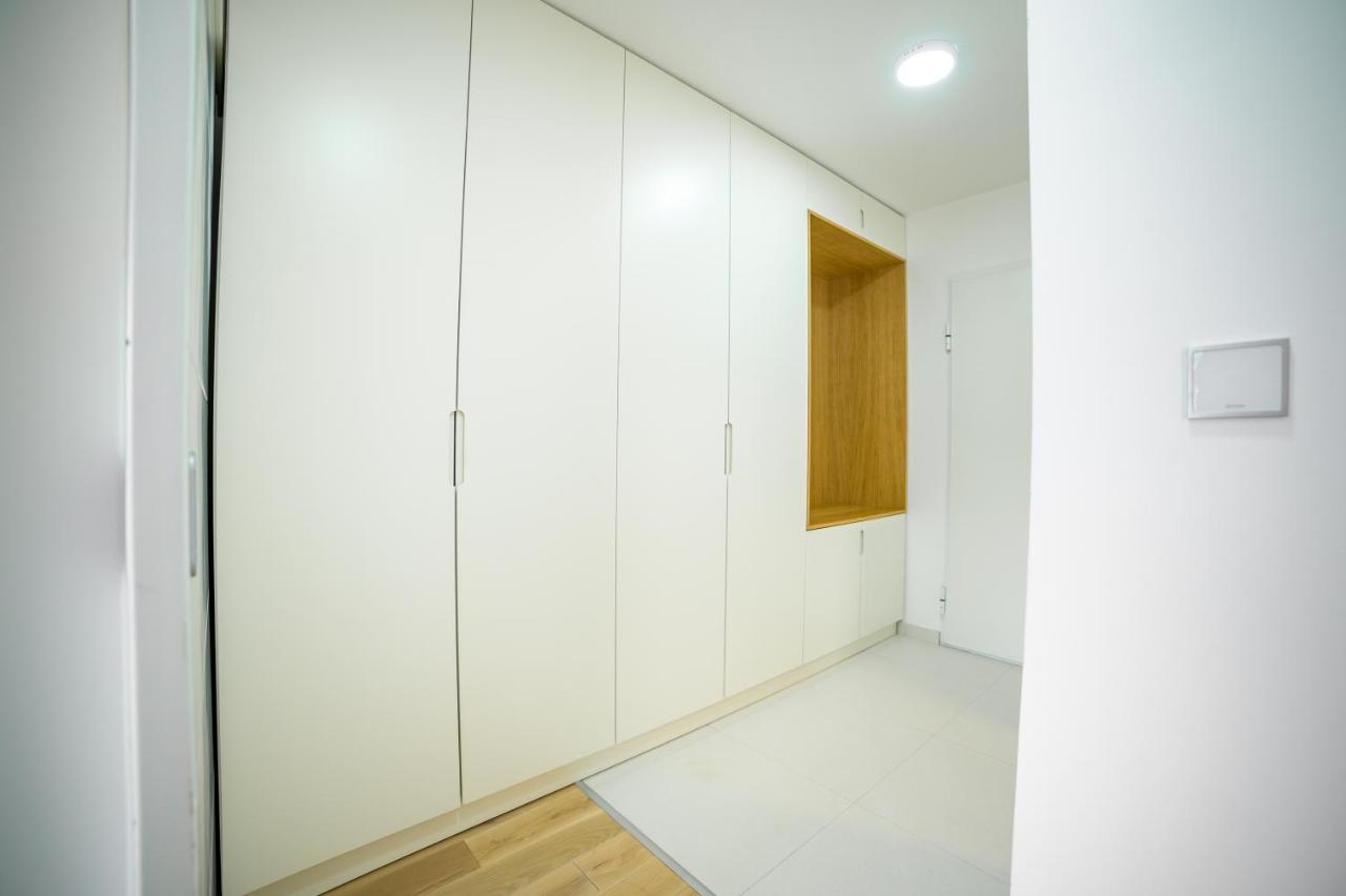 Sun Square Apartments Tuzla Esterno foto