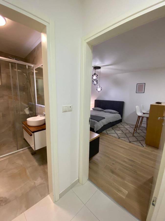 Sun Square Apartments Tuzla Esterno foto